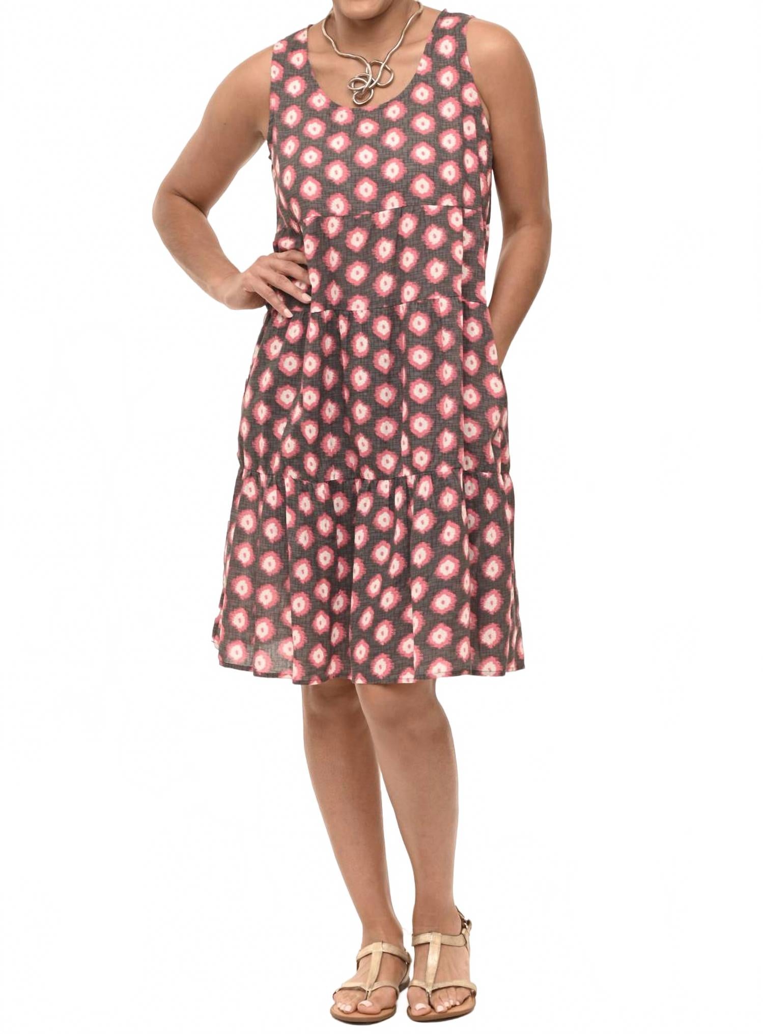 Платье Kaya в розовом цвете Tulip Clothing
Платье Kaya в розовом цвете Tulip Clothing