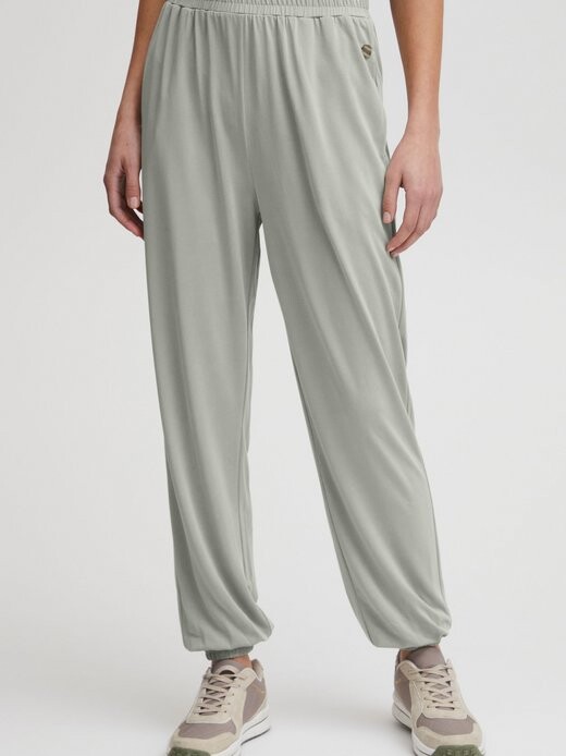 Брюки из ткани оксбрианна Oxmo, зеленый
Брюки из ткани оксбрианна Oxmo, зеленый