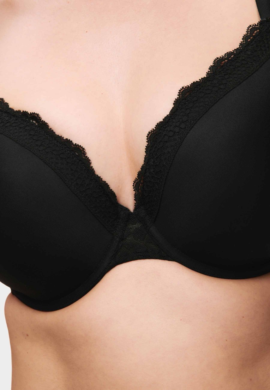 Бюстгальтер Marks & Spencer 3PACK PLUNGE F-H, Black Mix/Black
Бюстгальтер Marks & Spencer 3PACK PLUNGE F-H, Black Mix/Black