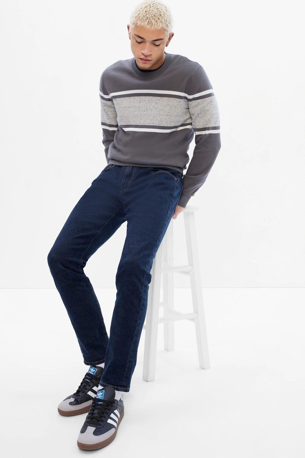 Джинсы узкого кроя с зауженными штанинами Gap, синий
Джинсы узкого кроя с зауженными штанинами Gap, синий