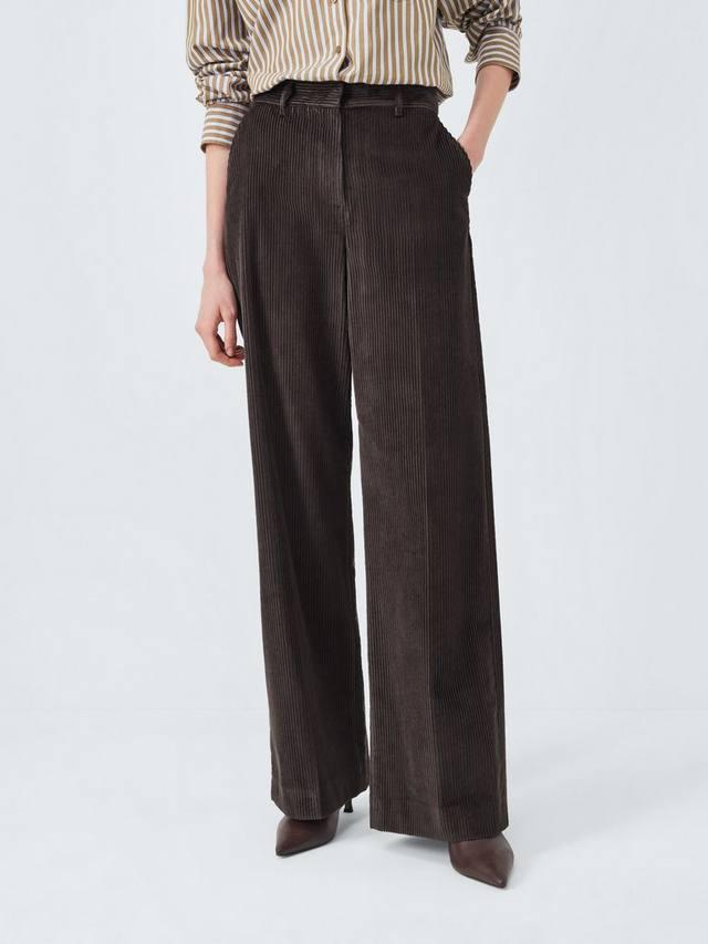 Широкие брюки Tania из вельвета Weekend MaxMara, Chocolate
Широкие брюки Tania из вельвета Weekend MaxMara, Chocolate