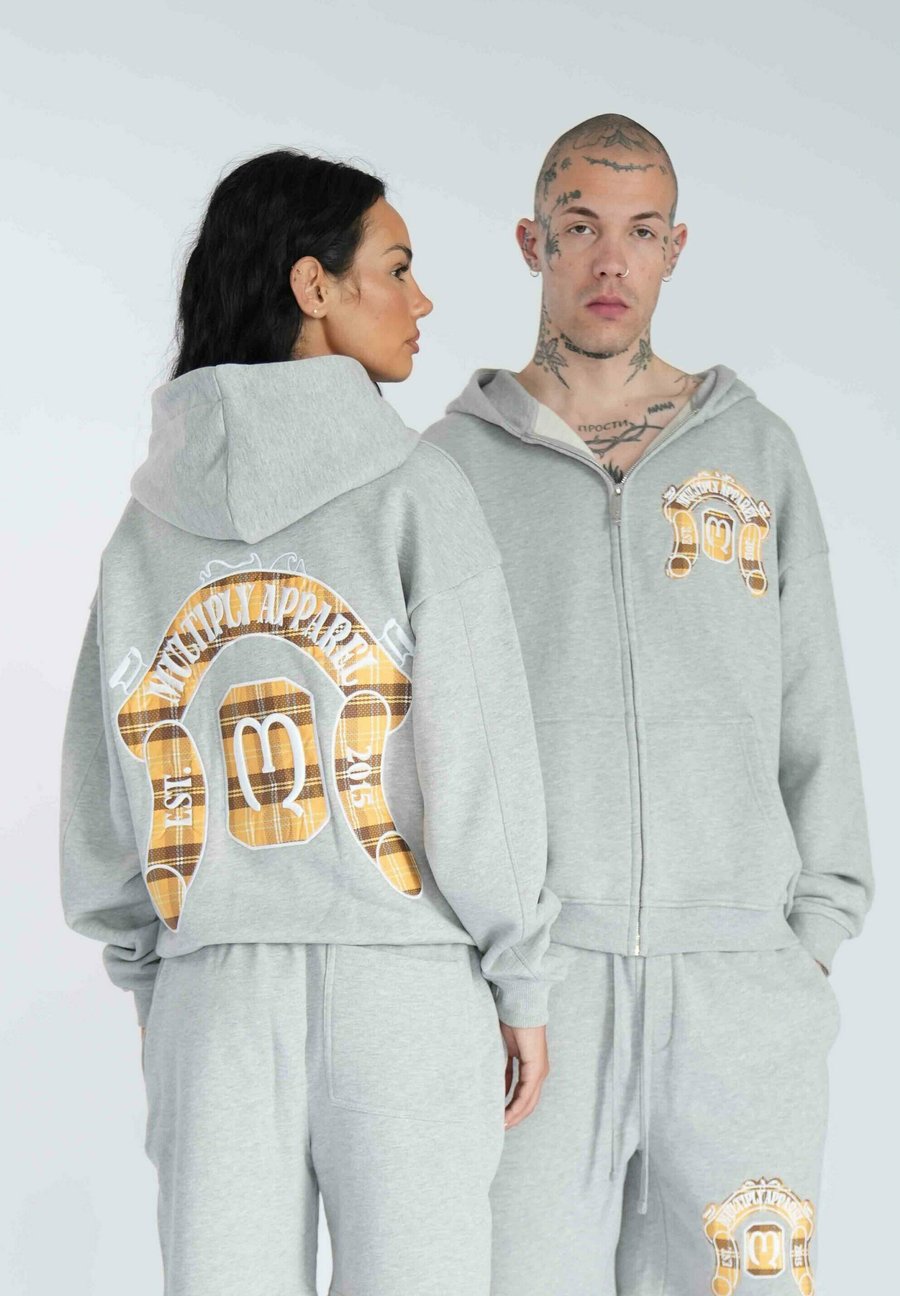 Толстовка Multiply Apparel OF ARMS, Grey Melange/Mottled Grey
Толстовка Multiply Apparel OF ARMS, Grey Melange/Mottled Grey