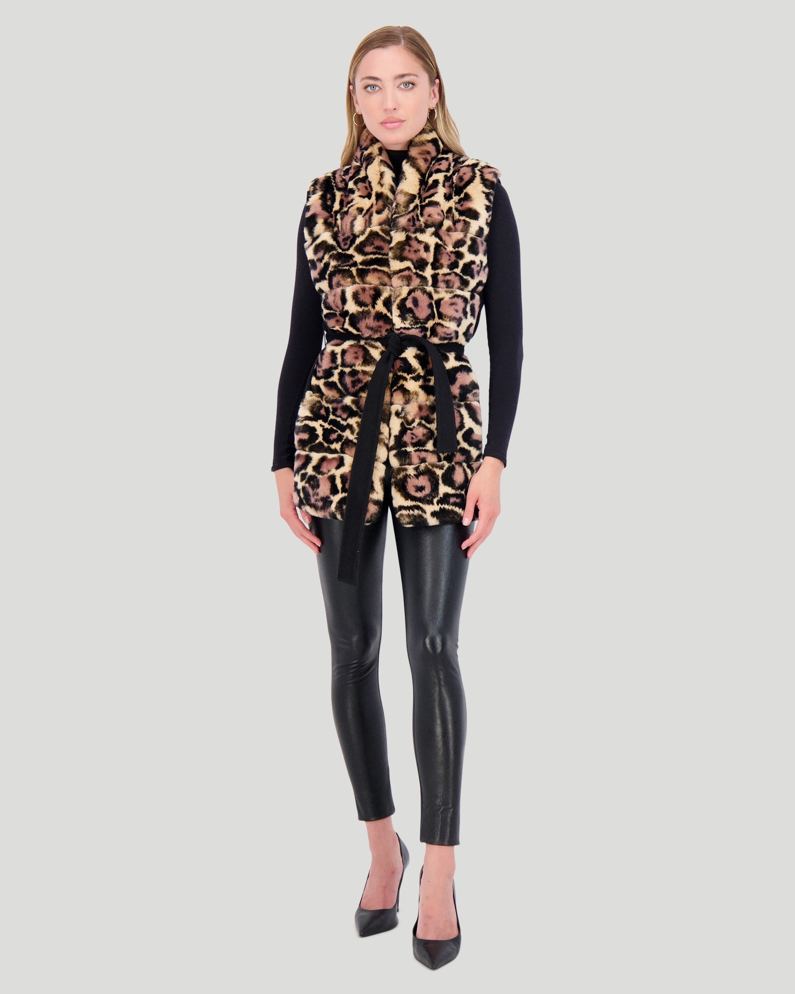 Двусторонний жилет из кролика Рекс с шерстяной спинкой и поясом Gorski, цвет brown lprd, Коричневый, Двусторонний жилет из кролика Рекс с шерстяной спинкой и поясом Gorski, цвет brown lprd
Двусторонний жилет из кролика Рекс с шерстяной спинкой и поясом Gorski, цвет brown lprd, Коричневый, Двусторонний жилет из кролика Рекс с шерстяной спинкой и поясом Gorski, цвет brown lprd