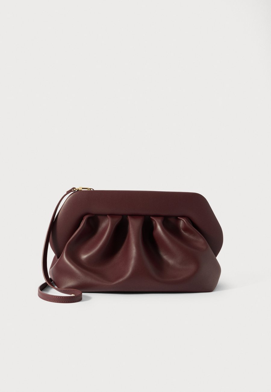 Клатч THEMOIRè Clutch, Prune/Bordeaux
Клатч THEMOIRè Clutch, Prune/Bordeaux