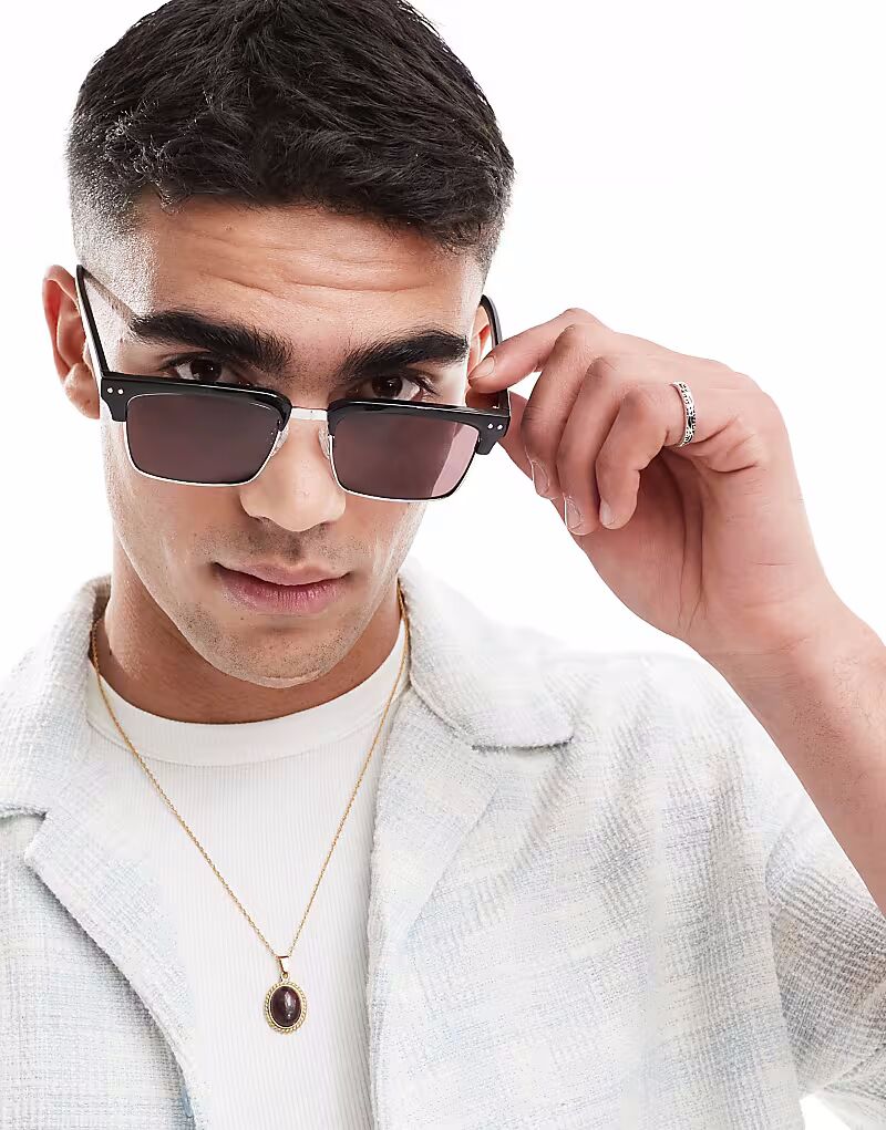 Солнцезащитные очки ASOS DESIGN в стиле ретро с черной и серебристой оправой и бордовыми линзами
Солнцезащитные очки ASOS DESIGN в стиле ретро с черной и серебристой оправой и бордовыми линзами