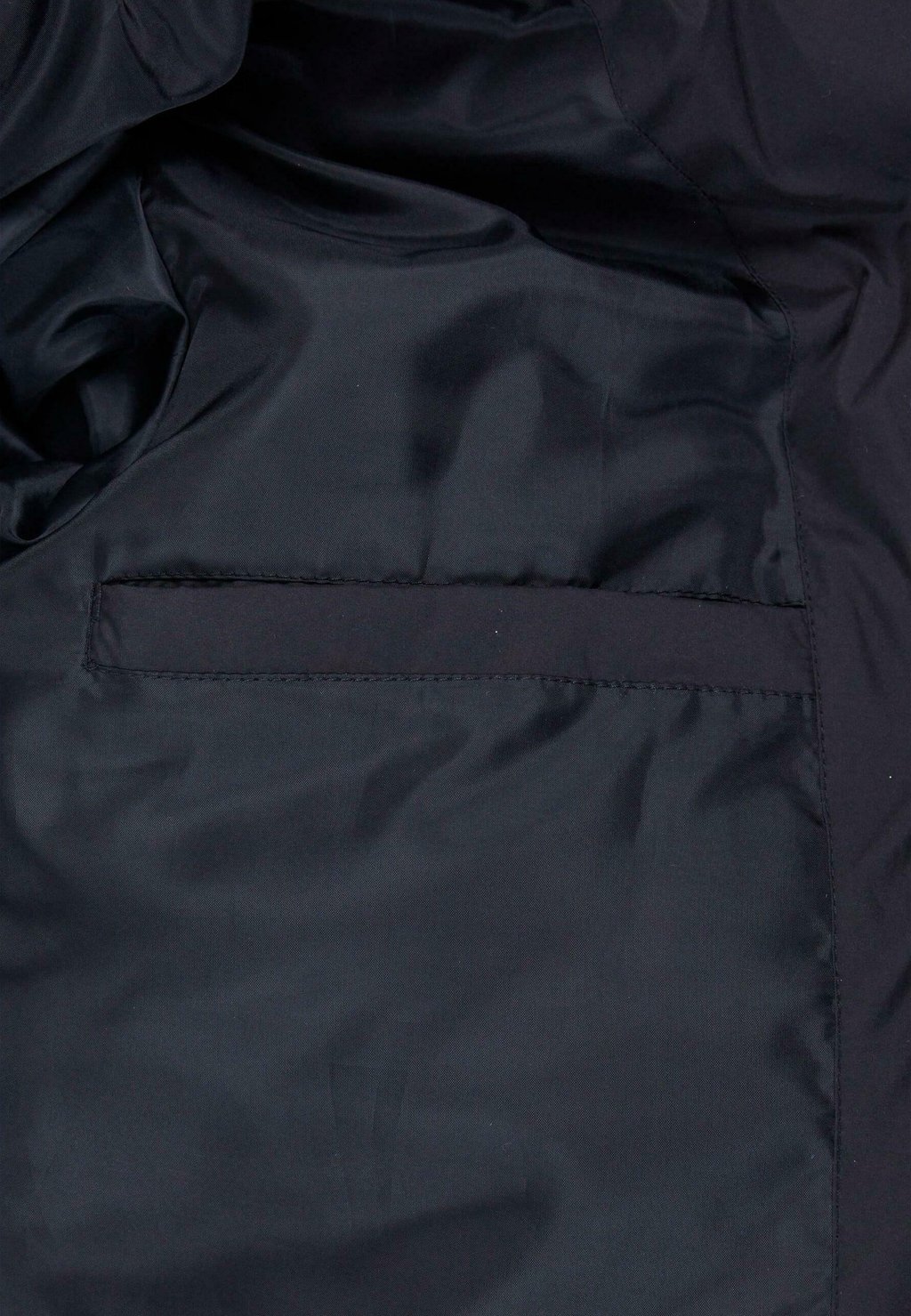 Зимнее пальто Urban Classics, черный
Зимнее пальто Urban Classics, черный