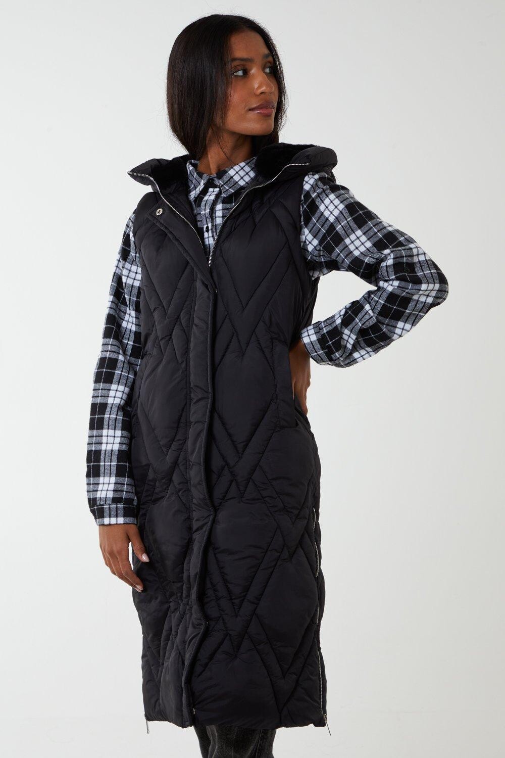 Утепленный жилет с ромбовидной отделкой Blue Vanilla, черный
Утепленный жилет с ромбовидной отделкой Blue Vanilla, черный