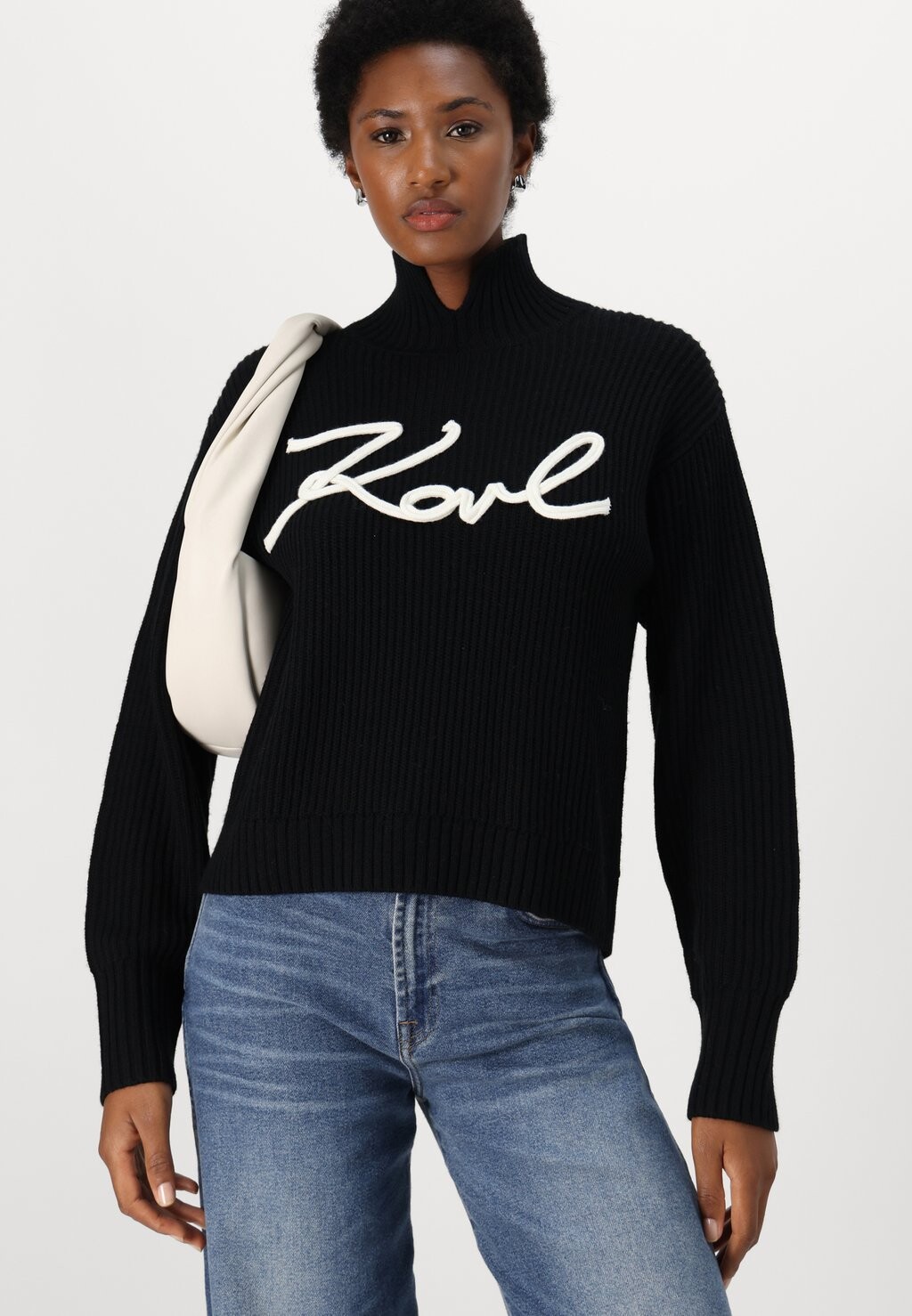 Джемпер KARL LAGERFELD, черный
Джемпер KARL LAGERFELD, черный