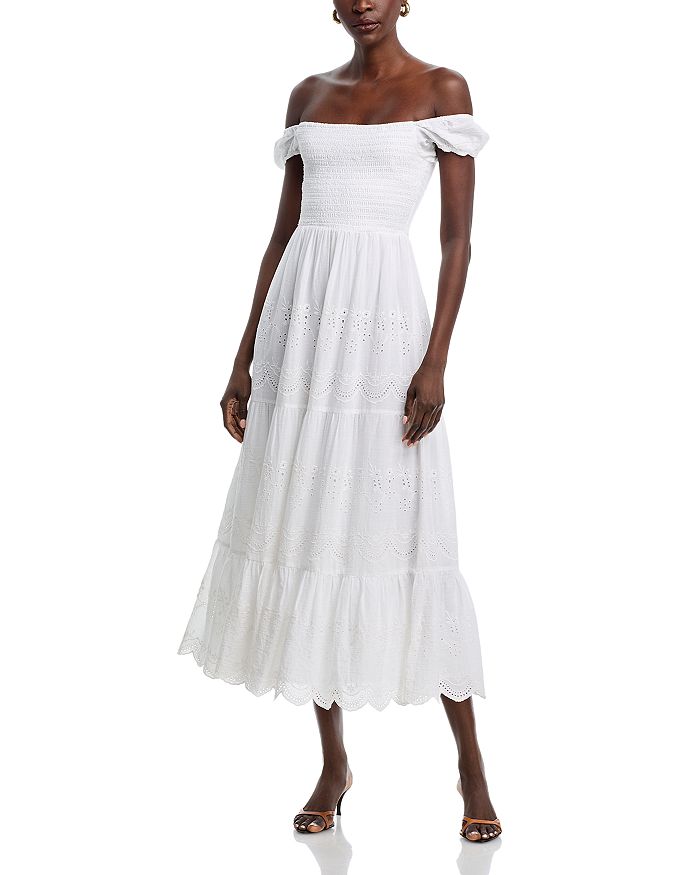 Платье миди с открытыми плечами и ажурными вставками Area Stars, белый
Платье миди с открытыми плечами и ажурными вставками Area Stars, белый