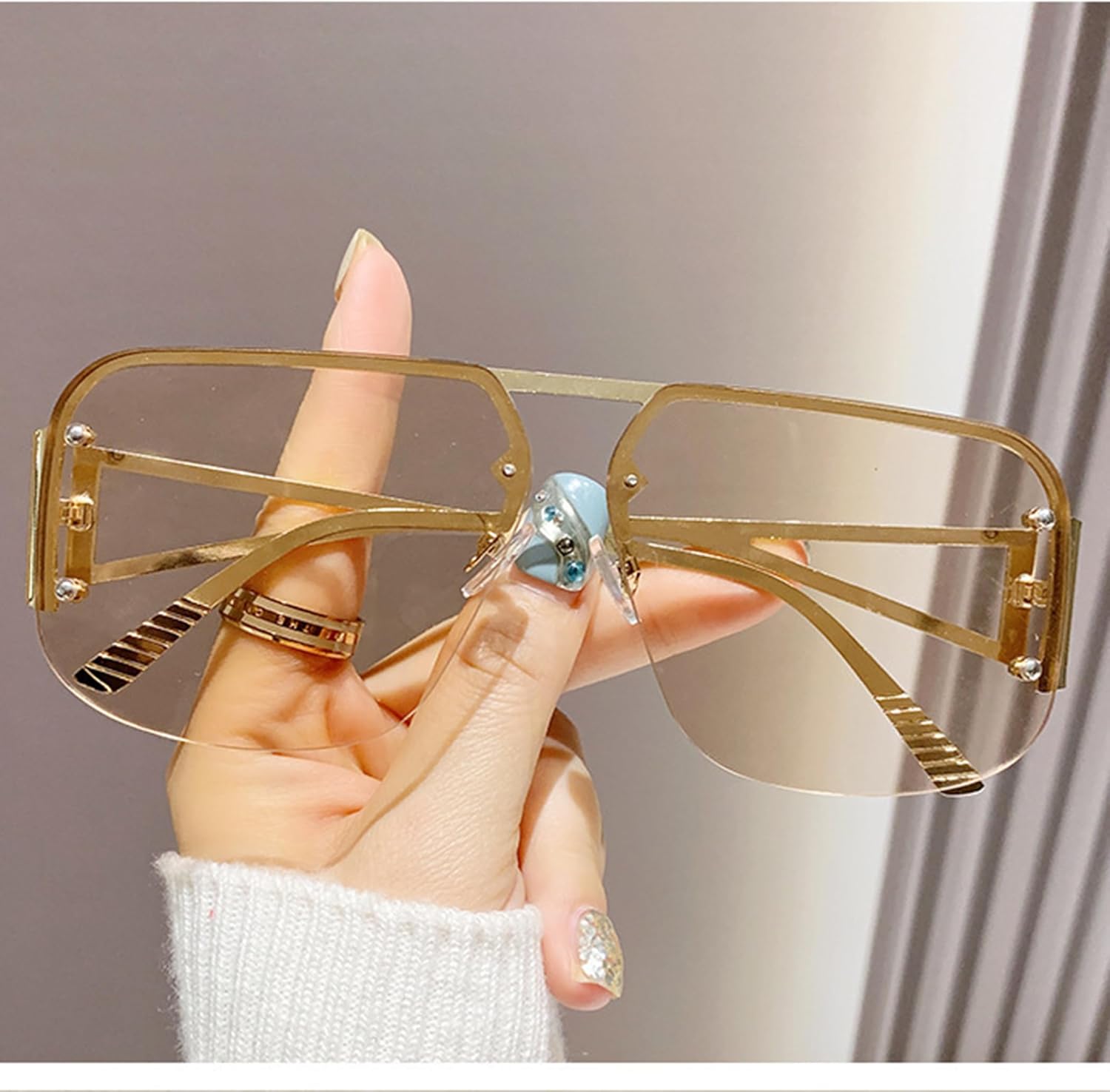 bullabulling Модные квадратные солнцезащитные очки-пилот для женщин и мужчин в стиле ретро с металлической безободковой оправой, для вождения, путешествий и активного отдыха, защита от УФ-излучения UV400, C1
bullabulling Модные квадратные солнцезащитные очки-пилот для женщин и мужчин в стиле ретро с металлической безободковой оправой, для вождения, путешествий и активного отдыха, защита от УФ-излучения UV400, C1