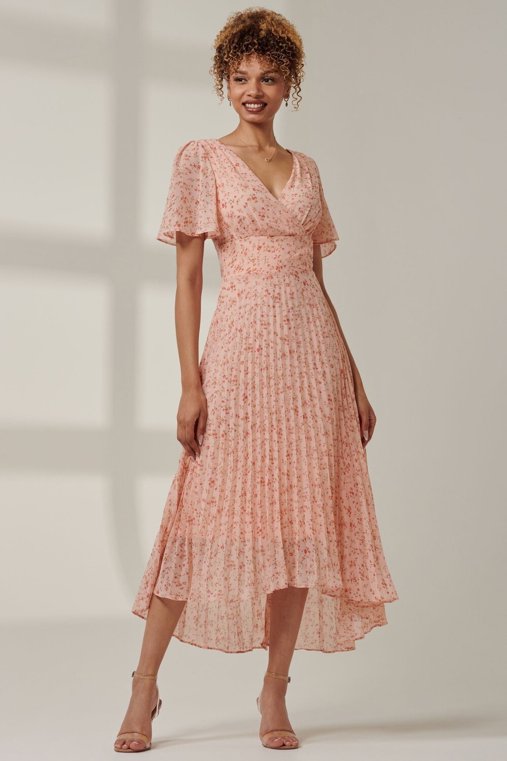 Платье макси Meagan с v образным вырезом из шифона Jolie Moi, розовый
Платье макси Meagan с v образным вырезом из шифона Jolie Moi, розовый