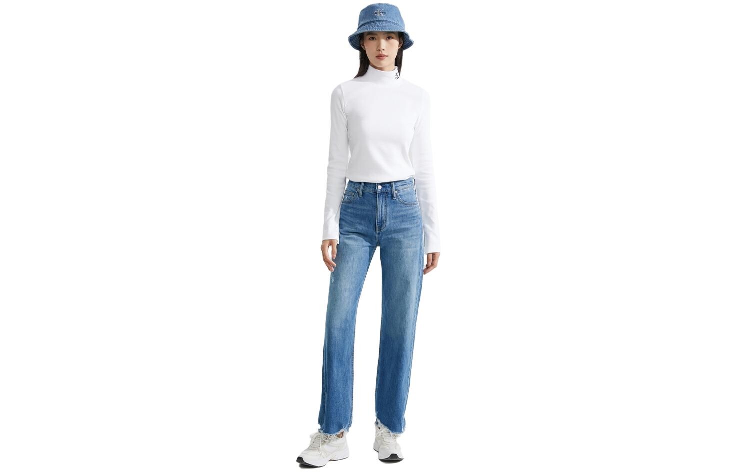 Джинсы женские деним синие Calvin Klein
Джинсы женские деним синие Calvin Klein