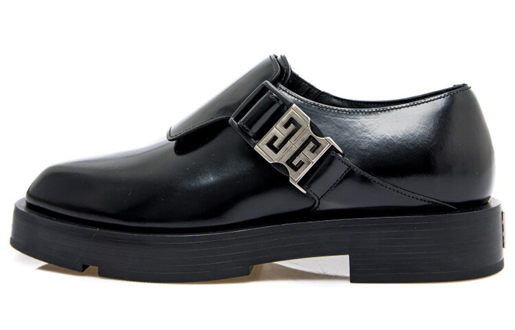 Мужская повседневная одежда Givenchy
Мужская повседневная одежда Givenchy