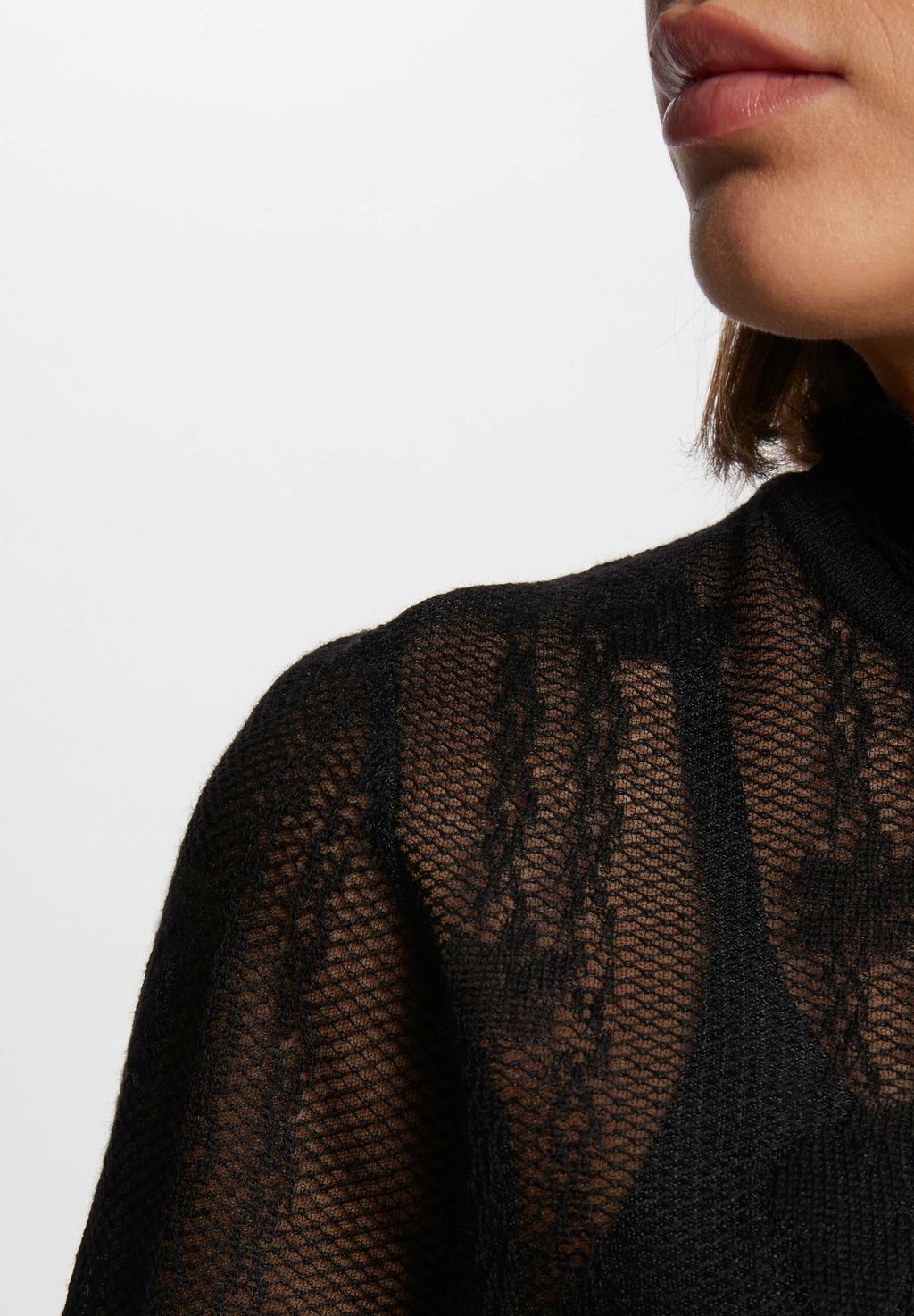 Джемпер Morgan, черный
Джемпер Morgan, черный