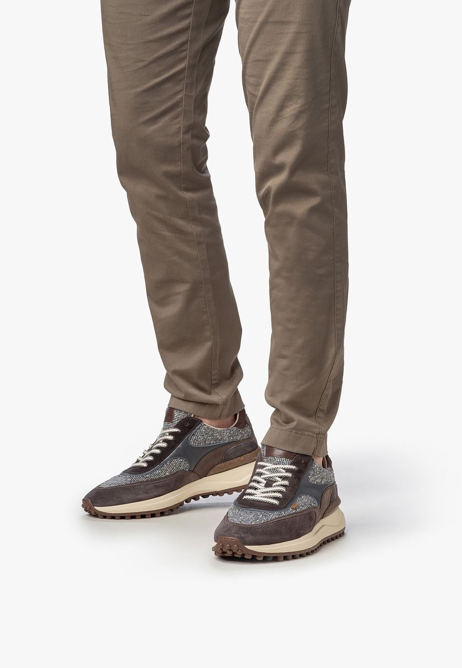 Кроссовки Floris van Bommel Trainers, Darkgrey/Dark Grey
Кроссовки Floris van Bommel Trainers, Darkgrey/Dark Grey