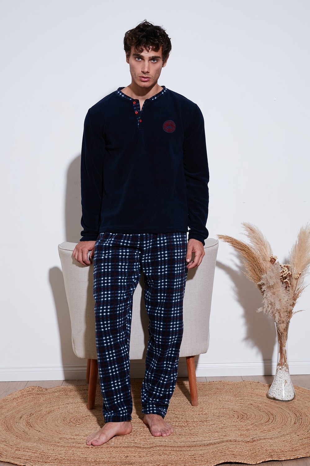 Пижамный комплект REGULAR FIT SET Buratti, темно-синий
Пижамный комплект REGULAR FIT SET Buratti, темно-синий