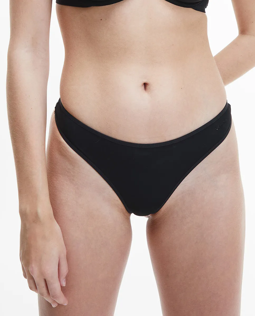 Стринги - Прозрачная Маркизетта Calvin Klein, черный
Стринги - Прозрачная Маркизетта Calvin Klein, черный