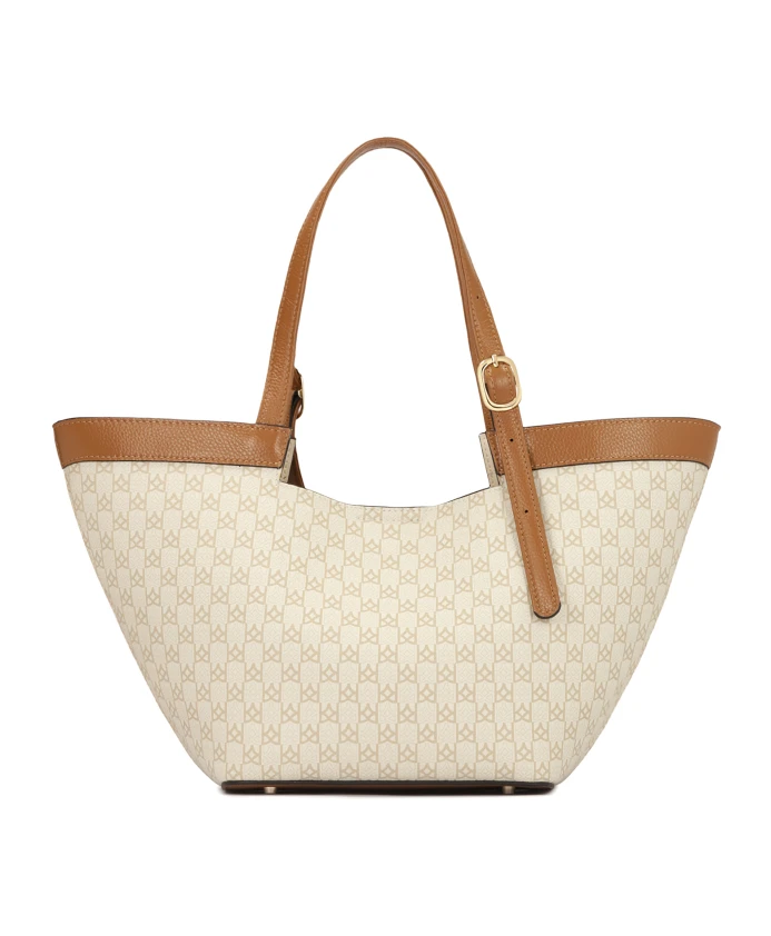 Большая сумка-шоппер с монограммой «Казар». Kazar, бежевый
Большая сумка-шоппер с монограммой «Казар». Kazar, бежевый