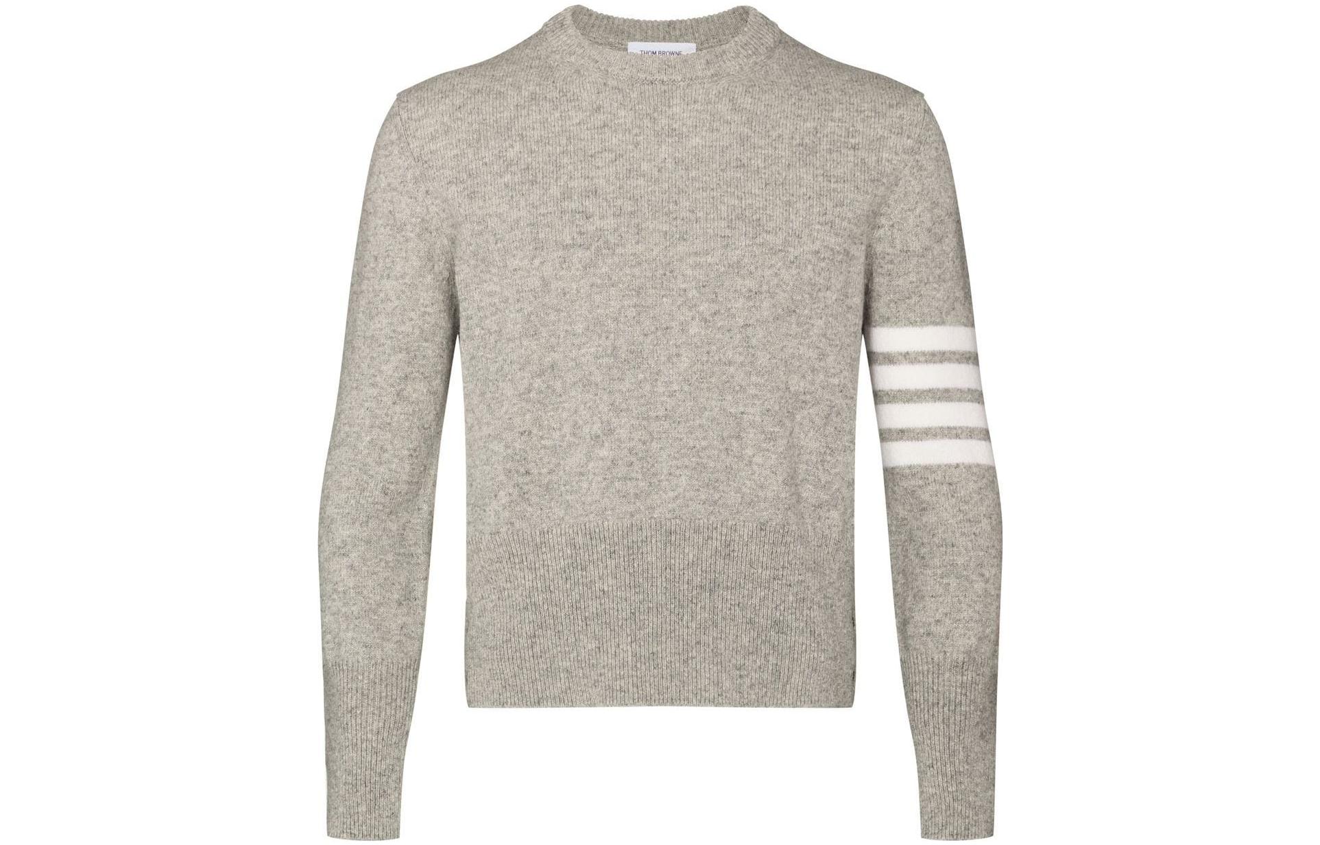Свитер мужской серый THOM BROWNE
Свитер мужской серый THOM BROWNE
