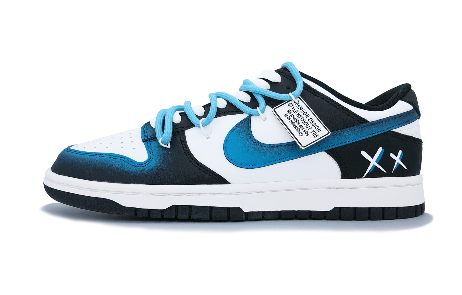 Кроссовки Nike Dunk Skateboarding Shoes Unisex Low-top University Blue/White/Black, синий
Кроссовки Nike Dunk Skateboarding Shoes Unisex Low-top University Blue/White/Black, синий