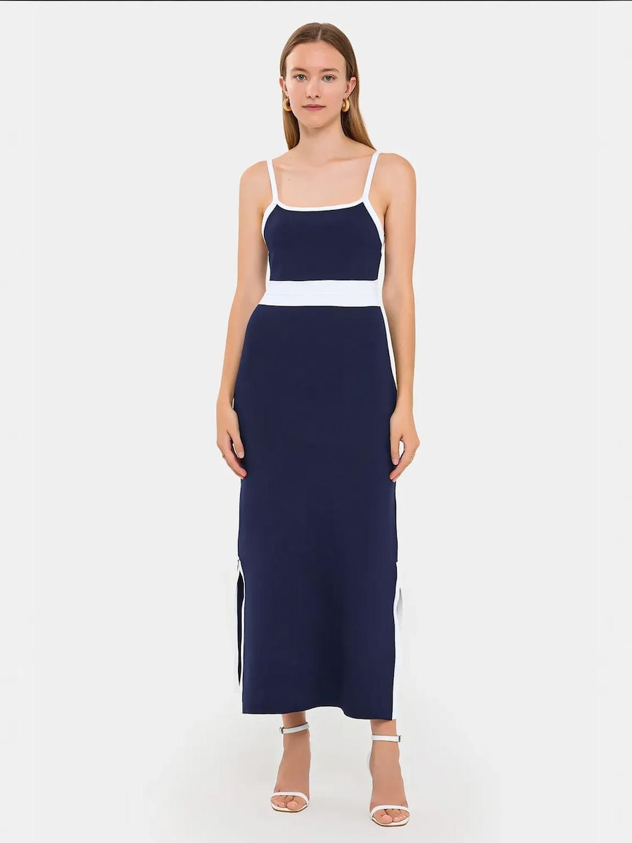 Вязаное платье Hiccup, темно-синий
Вязаное платье Hiccup, темно-синий