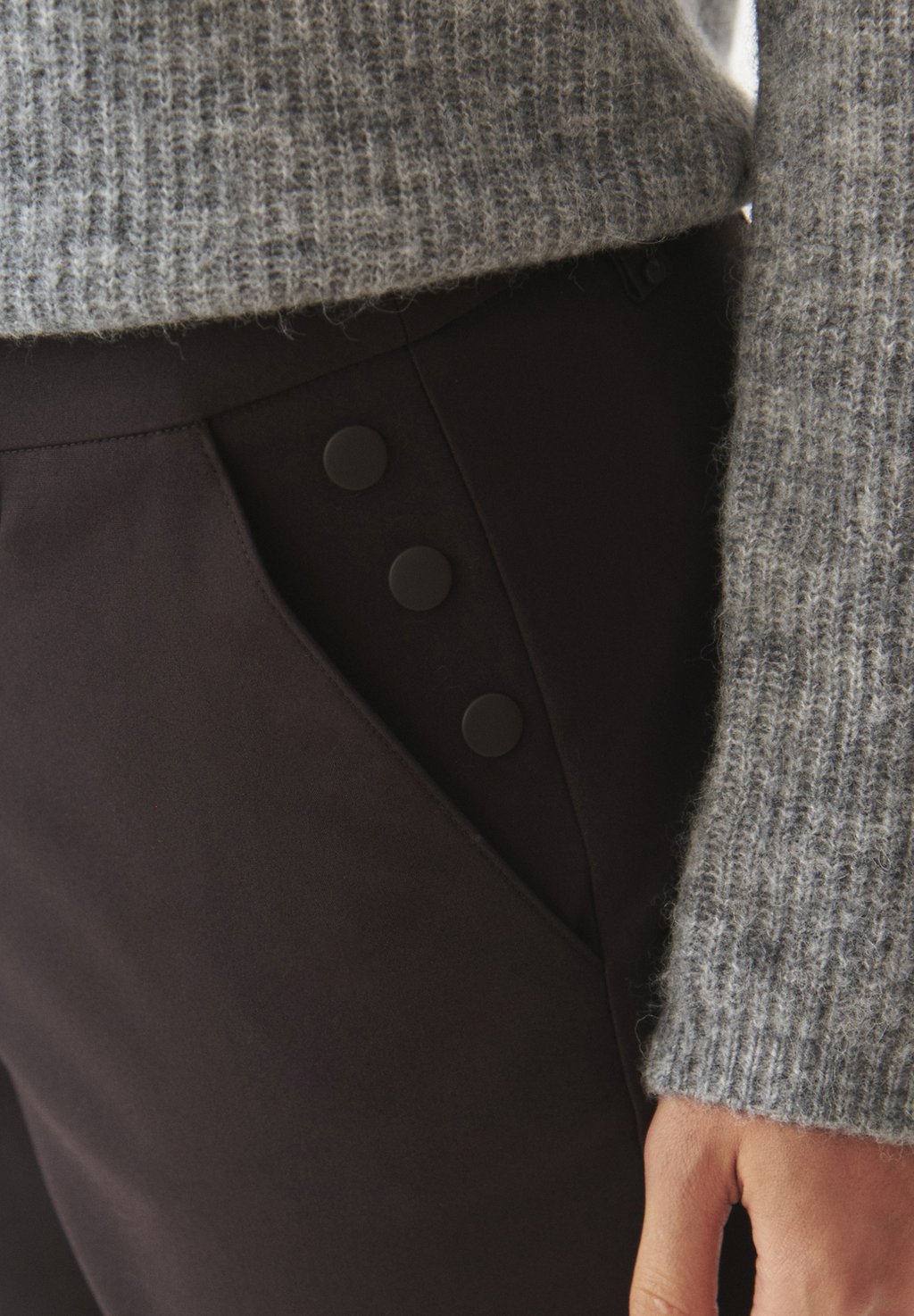 Чиносы FILIMI TATUUM, темно-коричневый
Чиносы FILIMI TATUUM, темно-коричневый