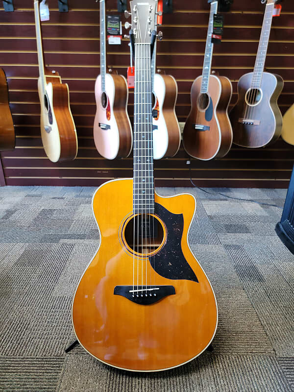 Акустическая гитара Yamaha AC5M - Natural
Акустическая гитара Yamaha AC5M - Natural