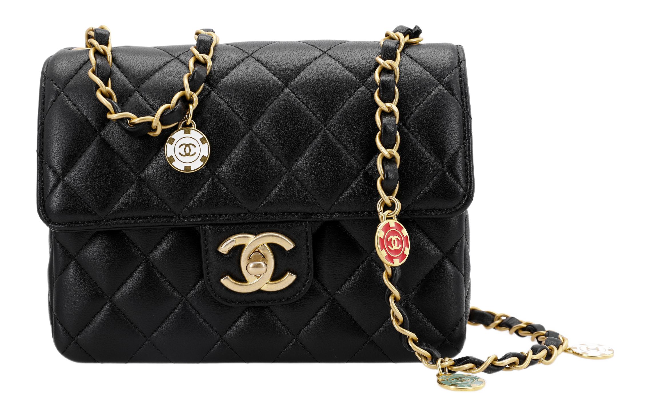 CHANEL Сумка из ягненка с цепочкой, через плечо, на плечо женская черная
CHANEL Сумка из ягненка с цепочкой, через плечо, на плечо женская черная