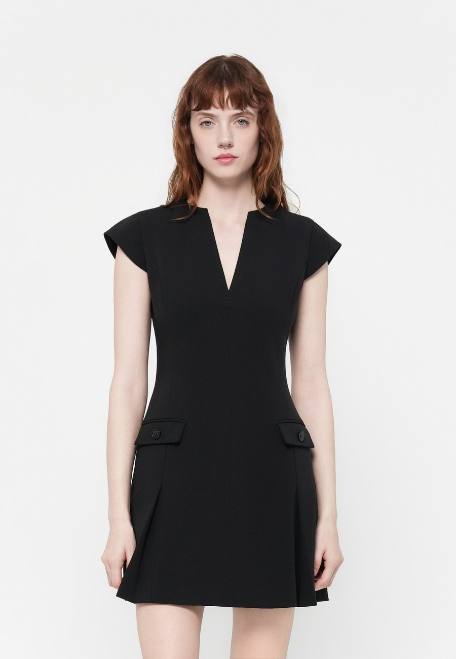 Платье Guess JOANDRA MINI DRESS, Jet Black/Black
Платье Guess JOANDRA MINI DRESS, Jet Black/Black