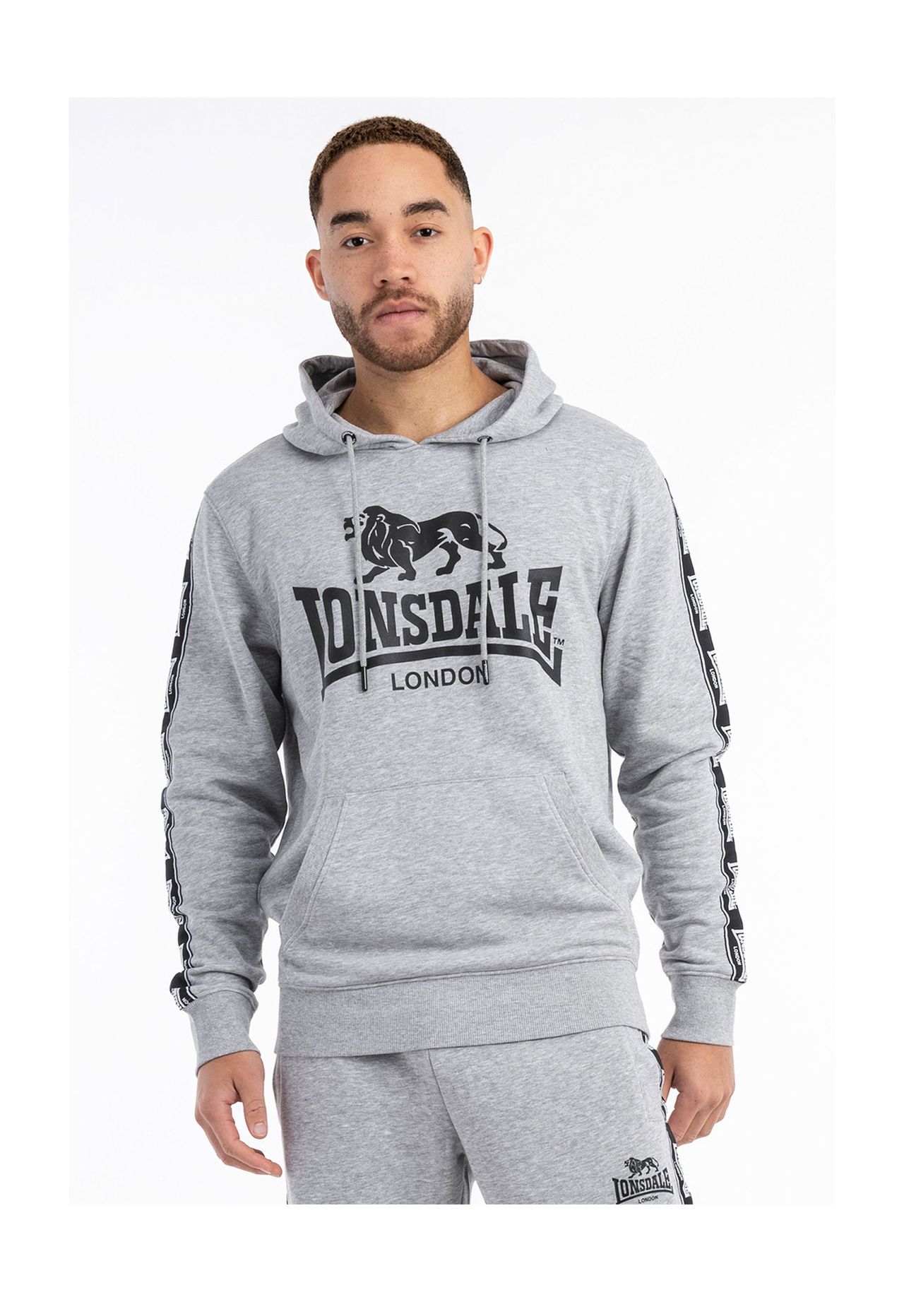 Мужская толстовка с капюшоном стандартного кроя SCOUSBURGH LONSDALE, цвет Marl Grey/black/white
Мужская толстовка с капюшоном стандартного кроя SCOUSBURGH LONSDALE, цвет Marl Grey/black/white
