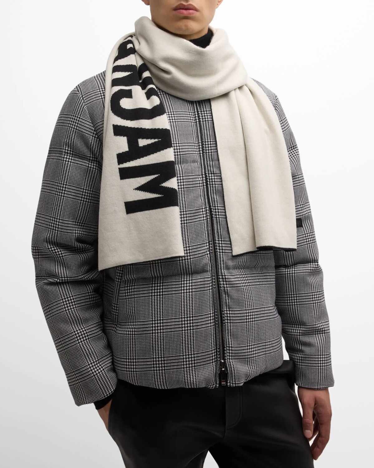 Мужской двусторонний шарф с логотипом Mackage, цвет Black
Мужской двусторонний шарф с логотипом Mackage, цвет Black