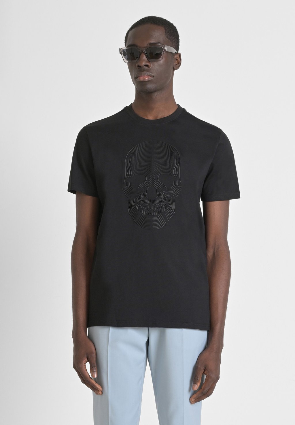 Футболка с принтом REGULAR FIT IN WTH INJECTION Antony Morato, черный
Футболка с принтом REGULAR FIT IN WTH INJECTION Antony Morato, черный