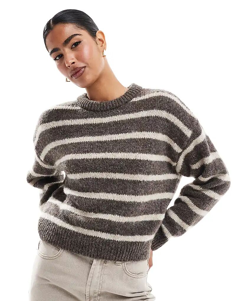 Пушистый вязаный джемпер в коричневую полоску ASOS DESIGN
Пушистый вязаный джемпер в коричневую полоску ASOS DESIGN