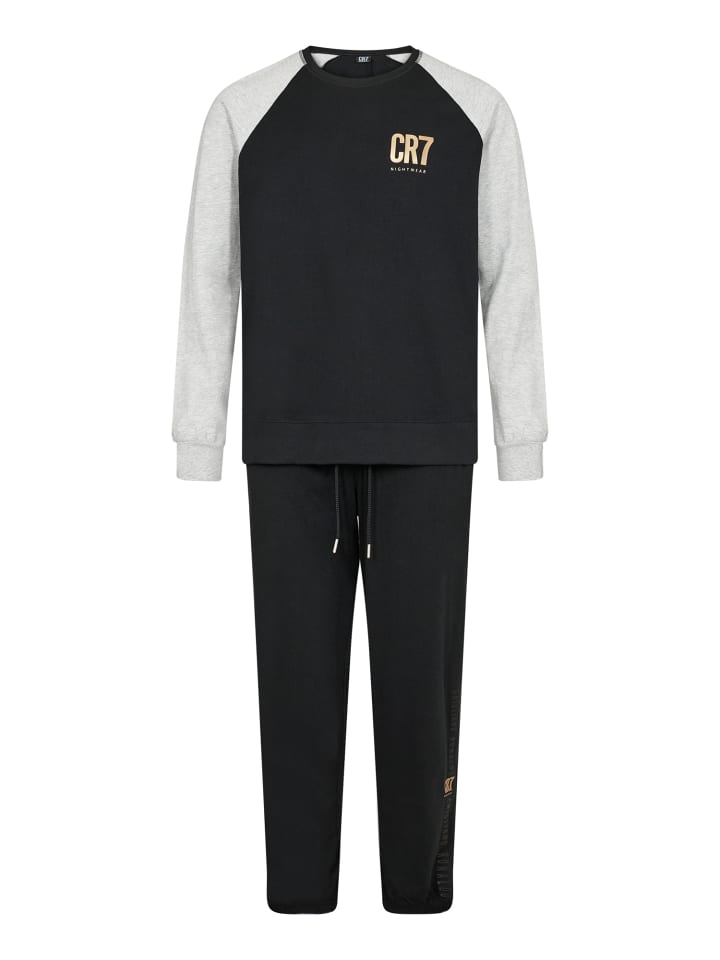 CR7 CRISTIANO RONALDO Юбилейная пижама в черном цвете
CR7 CRISTIANO RONALDO Юбилейная пижама в черном цвете