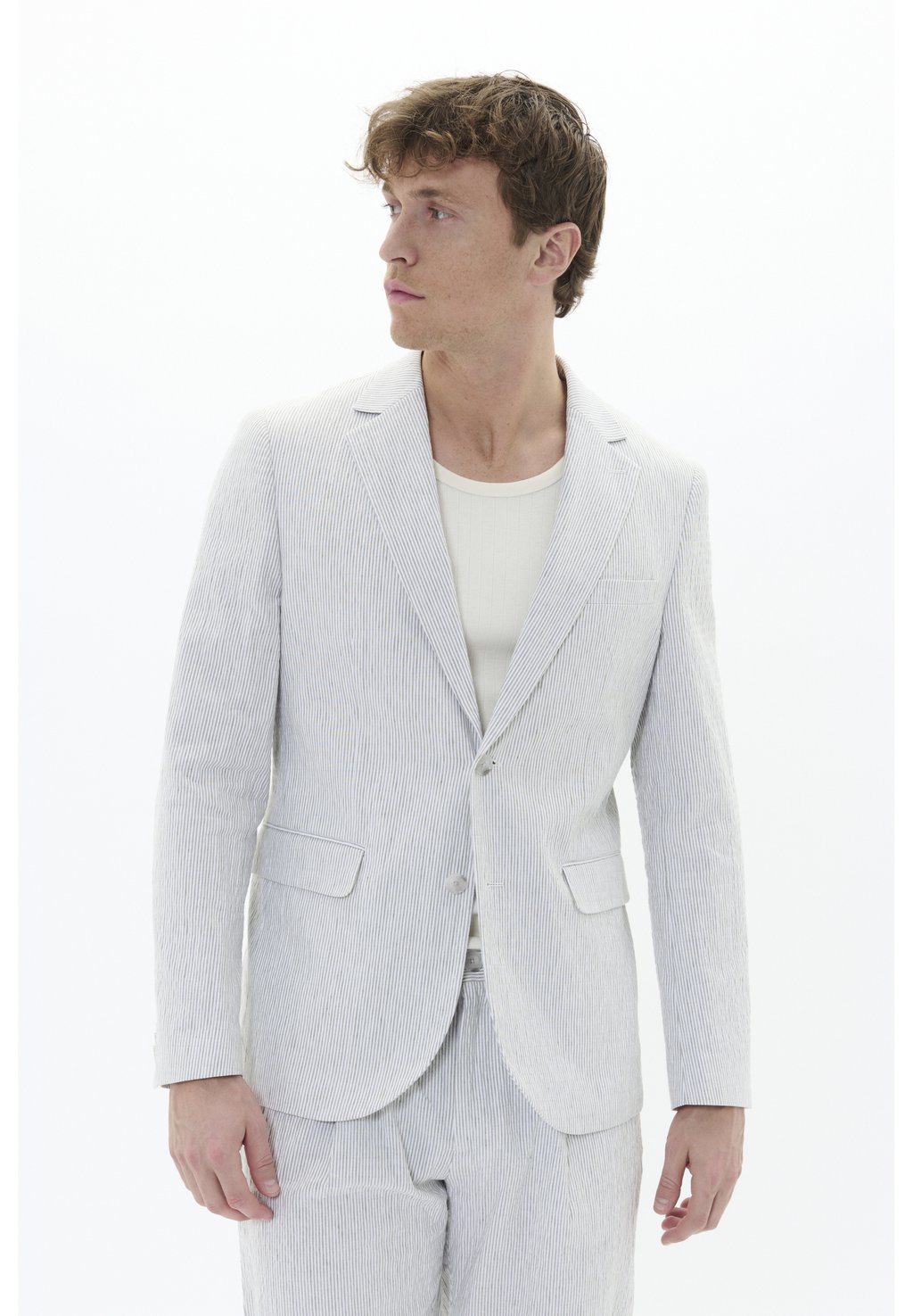 Пиджак-блейзер GEORGE Matinique, светло-зеленый
Пиджак-блейзер GEORGE Matinique, светло-зеленый