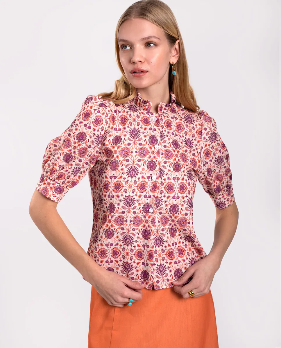 Женская рубашка с коротким рукавом и цветочным принтом The-Are, оранжевый
Женская рубашка с коротким рукавом и цветочным принтом The-Are, оранжевый