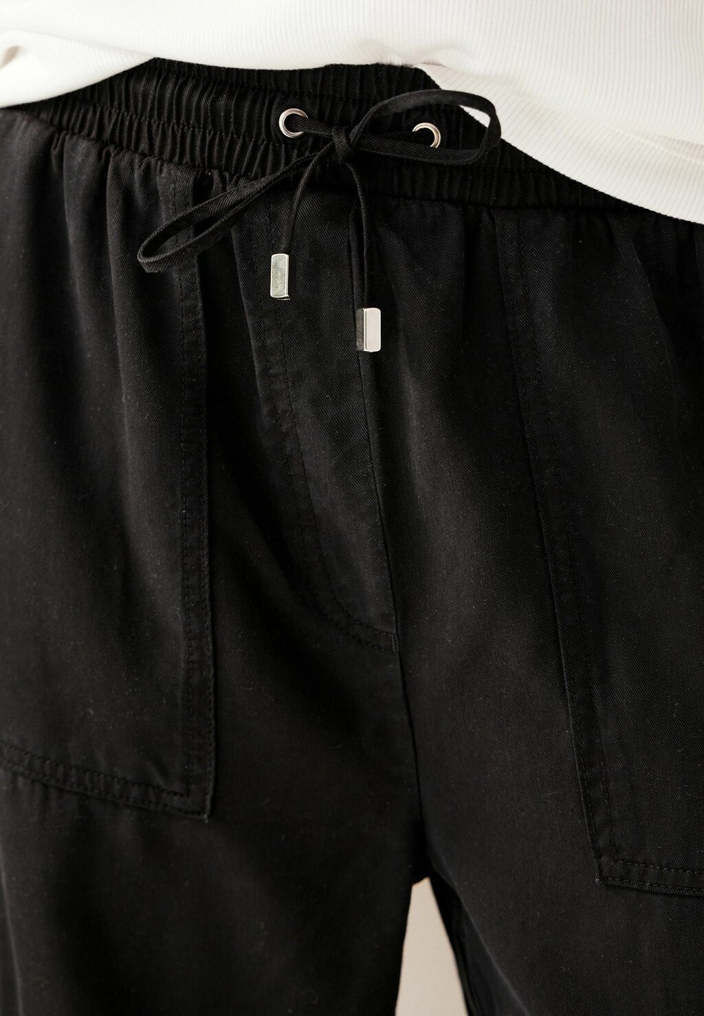 Брюки с боковыми карманами COMBAT Next, черный
Брюки с боковыми карманами COMBAT Next, черный