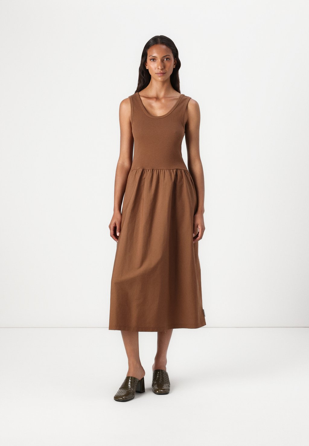 Повседневное платье Marc O'Polo DENIM, коричневый
Повседневное платье Marc O'Polo DENIM, коричневый