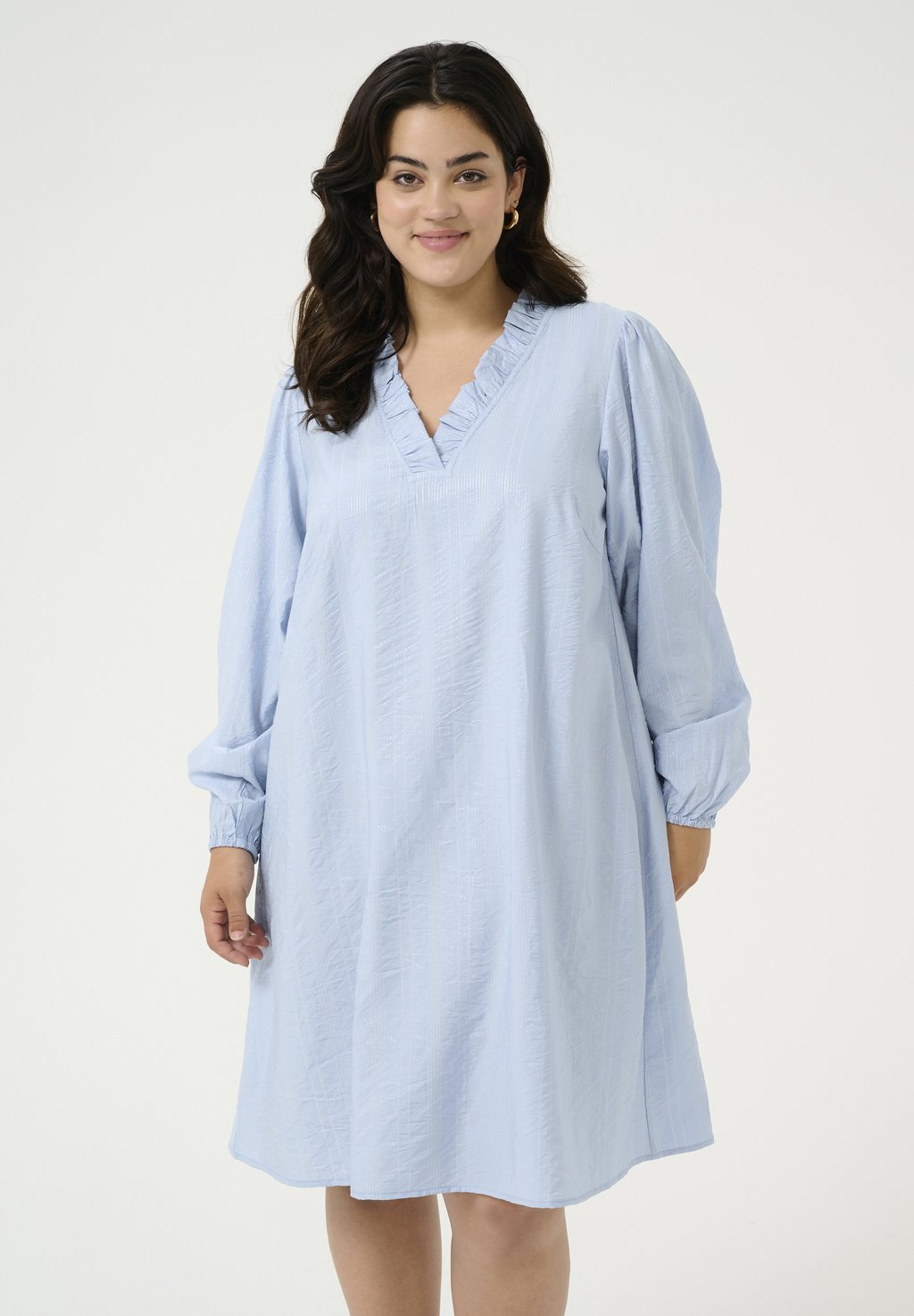 Повседневное платье KCANNI Kaffe Curve, светло-голубой
Повседневное платье KCANNI Kaffe Curve, светло-голубой