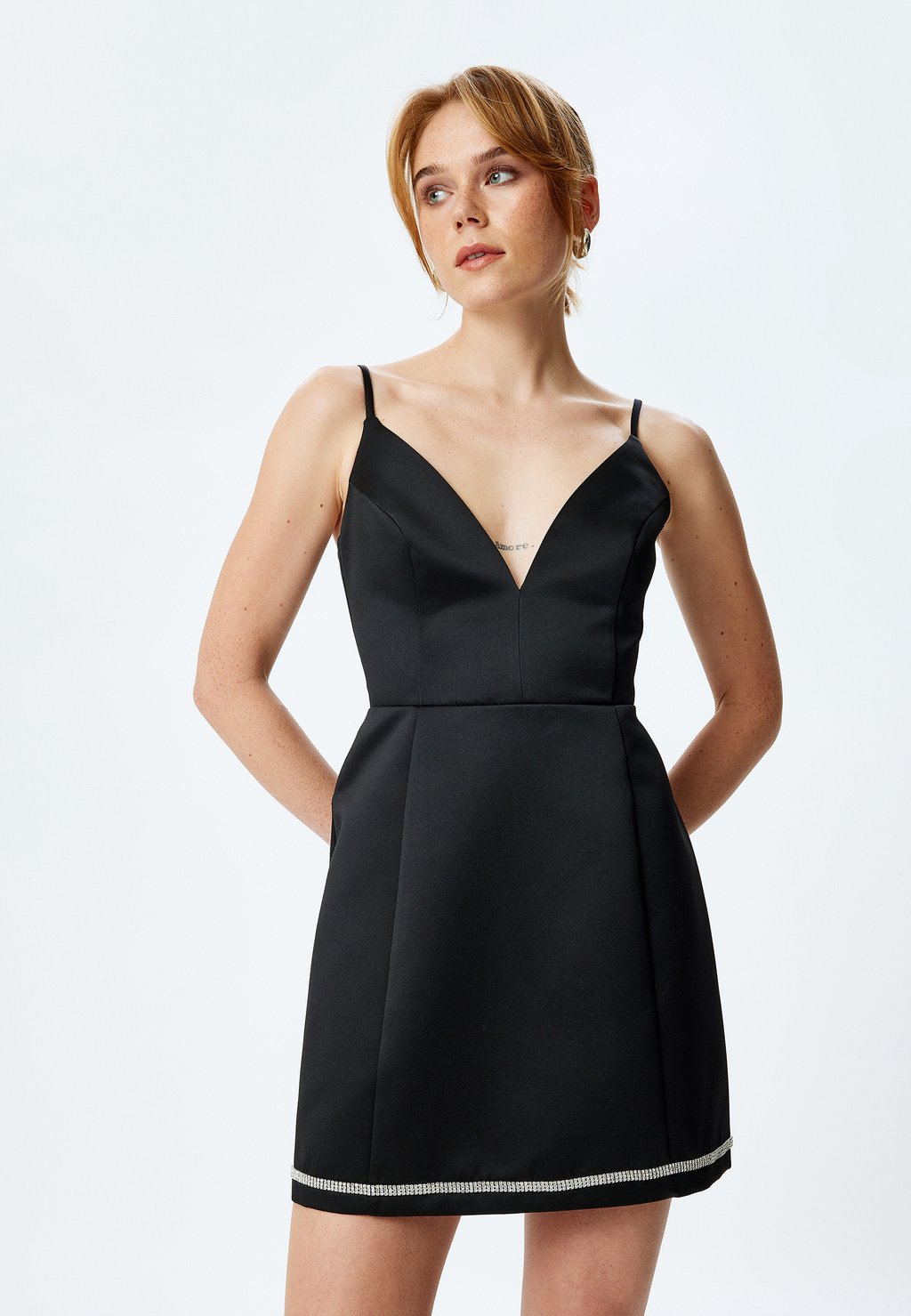 Коктейльное/вечернее платье Koton, черный
Коктейльное/вечернее платье Koton, черный