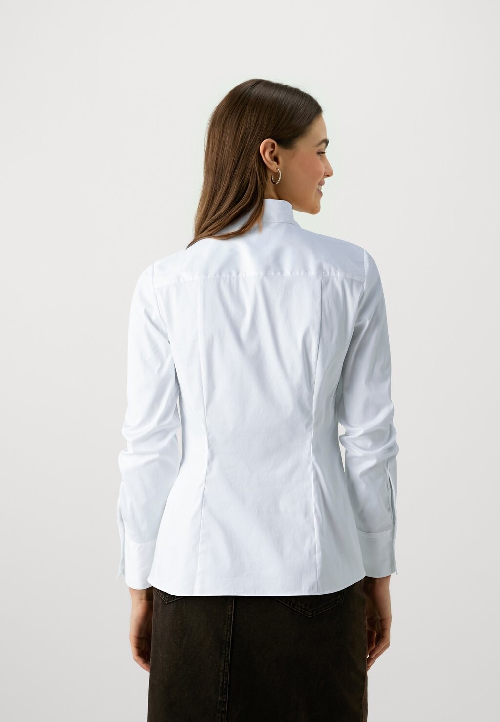 Блузка на пуговицах The Fitted HUGO, белая
Блузка на пуговицах The Fitted HUGO, белая