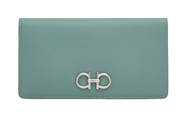 Ferragamo Кошелек GANCINI Hammered Calfskin Large Women's Lake Blue
Ferragamo Кошелек GANCINI Hammered Calfskin Large Women's Lake Blue