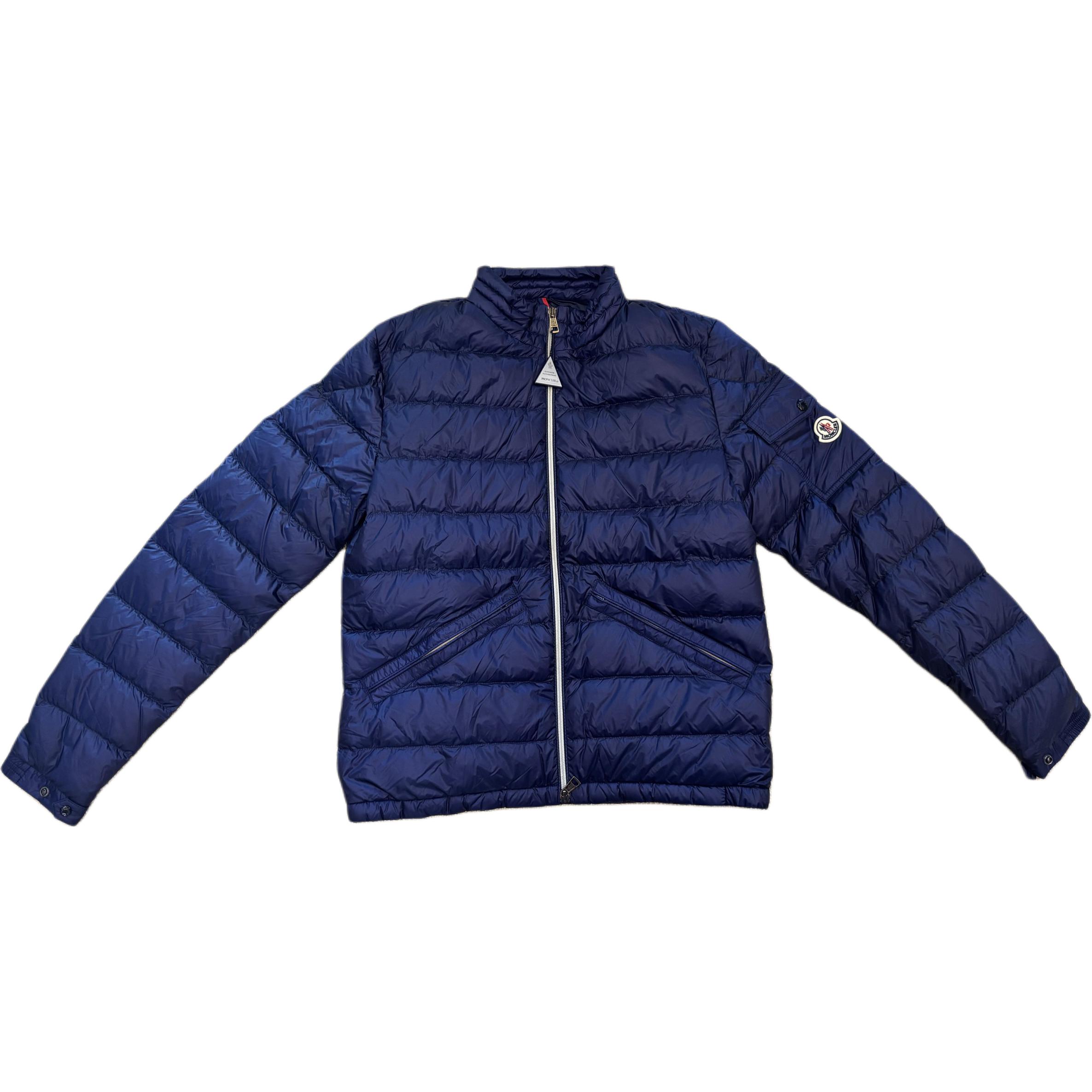 Пуховик LEANY мужской Moncler, синий
Пуховик LEANY мужской Moncler, синий