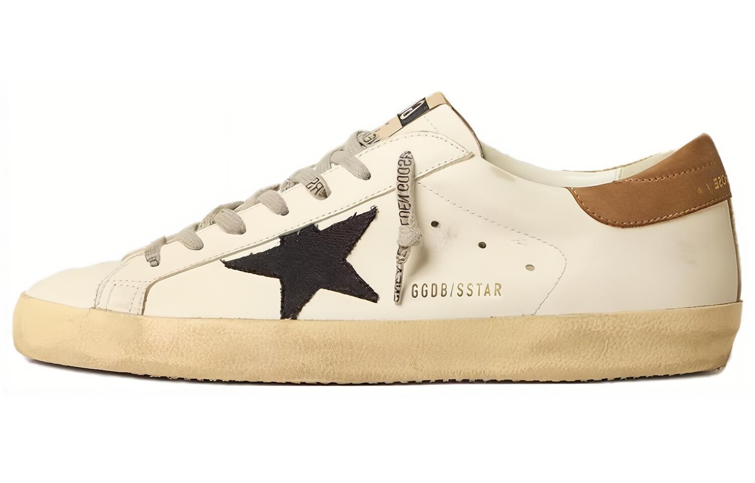 Кроссовки Golden Goose Super-Star Skateboarding мужские, белый
Кроссовки Golden Goose Super-Star Skateboarding мужские, белый