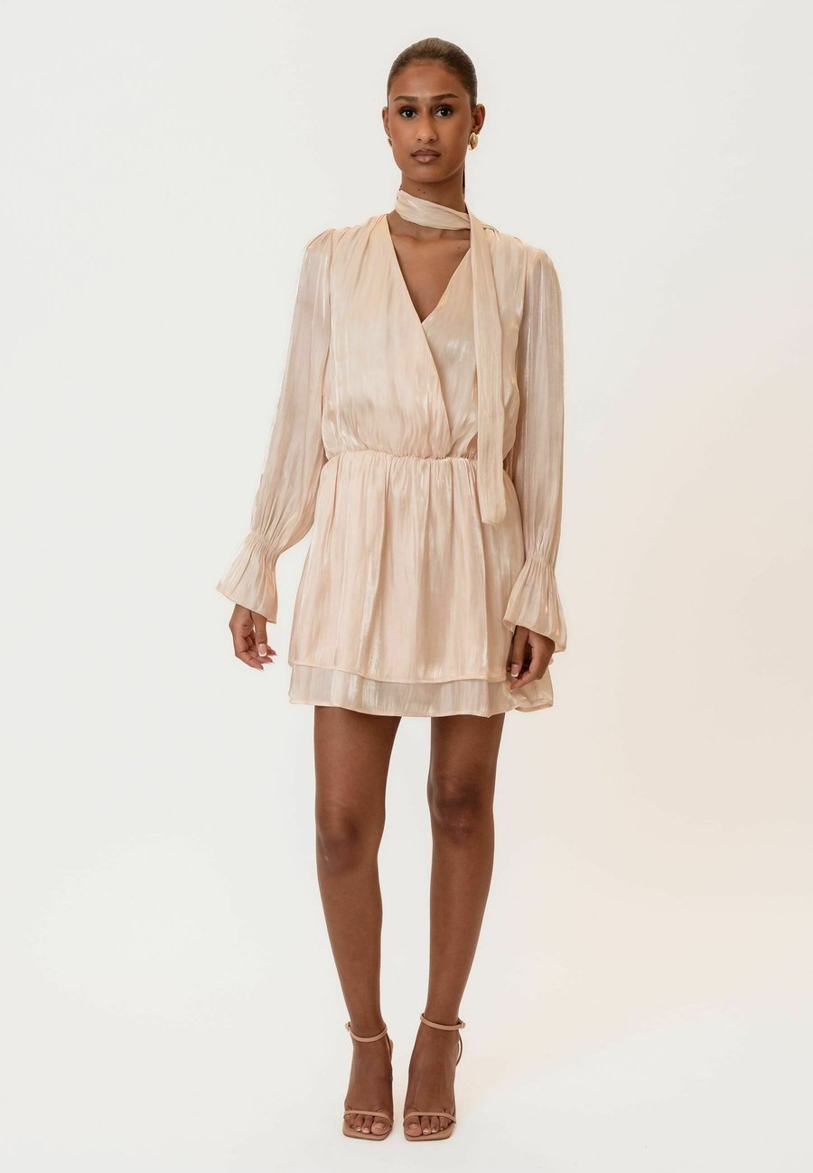 Платье BY IC Day dress, Gold/Gold-Coloured
Платье BY IC Day dress, Gold/Gold-Coloured