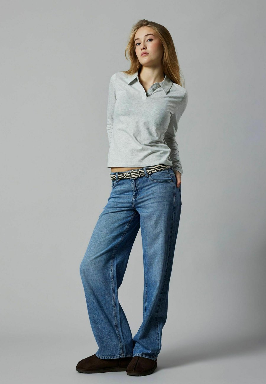 Поло LMTD Polo shirt, Light Grey Melange/Light Grey
Поло LMTD Polo shirt, Light Grey Melange/Light Grey