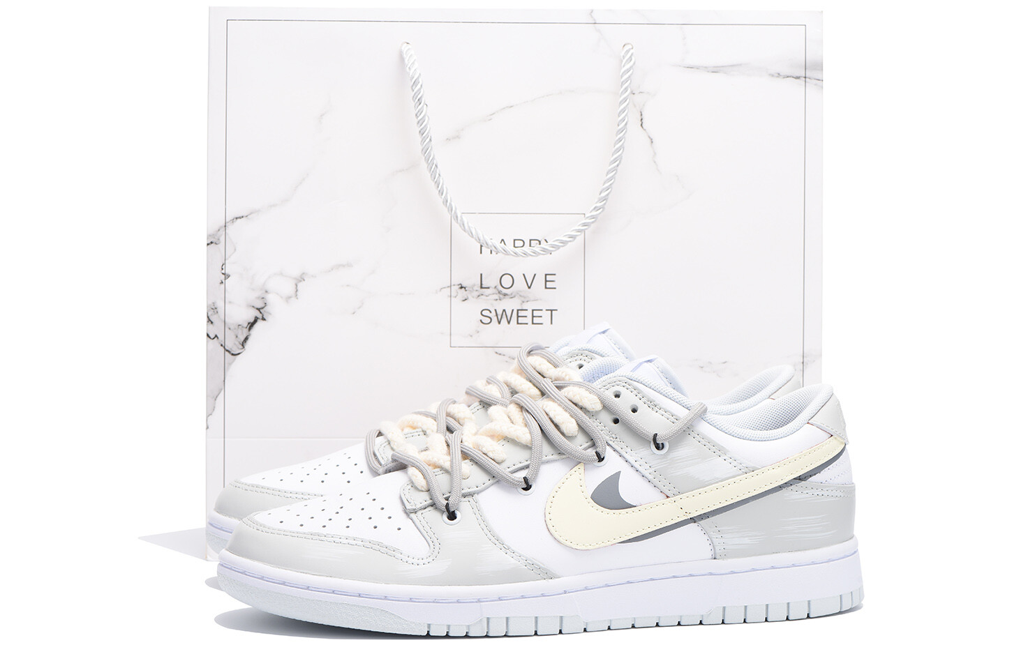 Кроссовки Nike Dunk Skateboarding Shoes Unisex Low-top Grey/white/yellow, серый/белый/желтый
Кроссовки Nike Dunk Skateboarding Shoes Unisex Low-top Grey/white/yellow, серый/белый/желтый