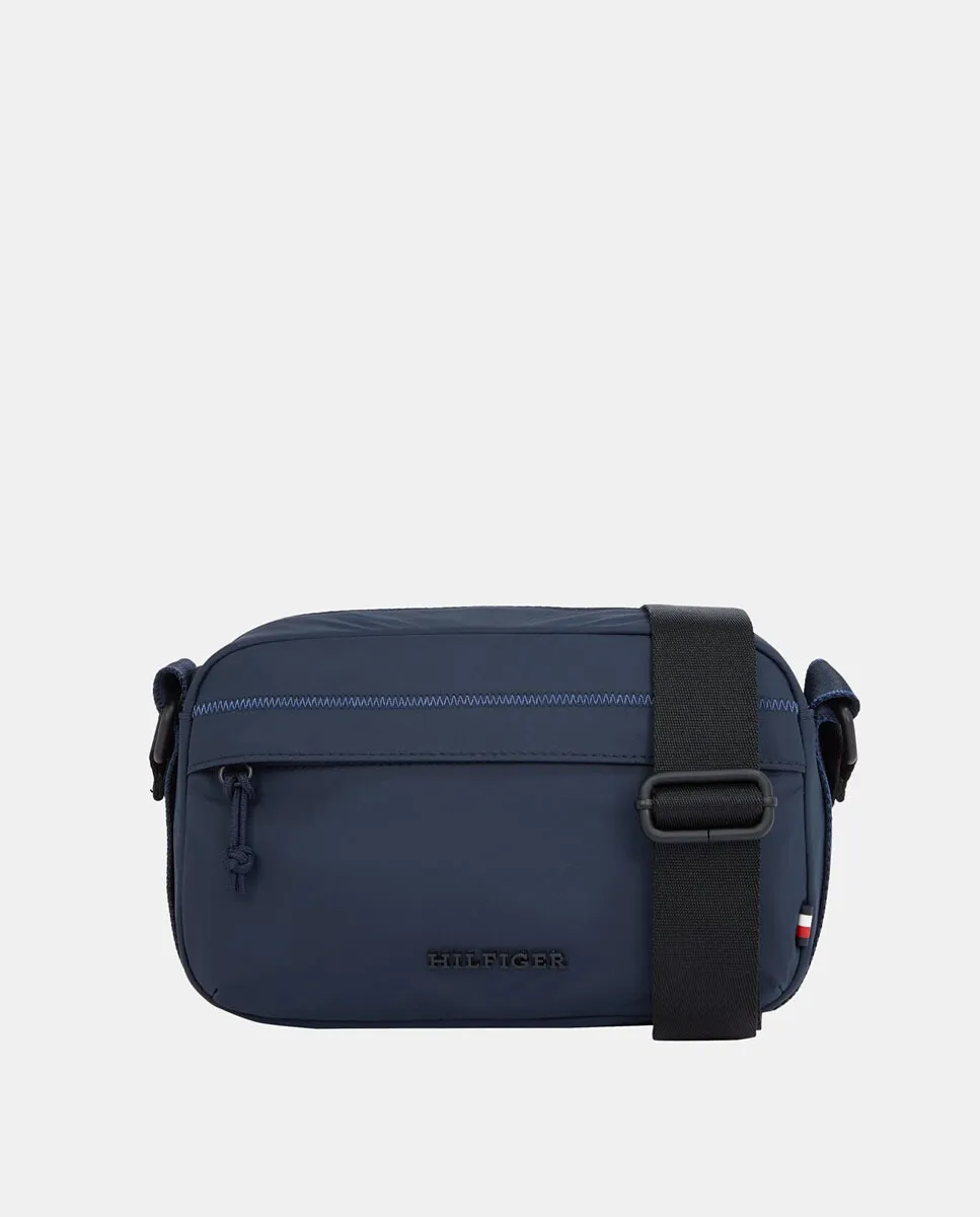 Мужская мини-сумка через плечо в стиле репортера из переработанного нейлона с внешним карманом Tommy Hilfiger, тёмно-синий
Мужская мини-сумка через плечо в стиле репортера из переработанного нейлона с внешним карманом Tommy Hilfiger, тёмно-синий