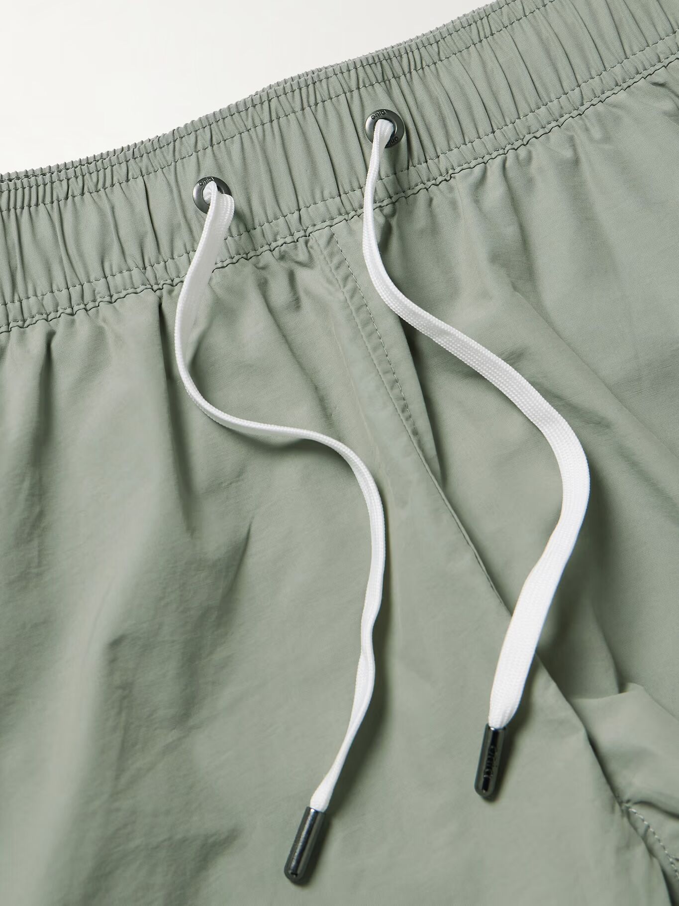 Прямые шорты для плавания средней длины Charles ONIA, зеленый
Прямые шорты для плавания средней длины Charles ONIA, зеленый