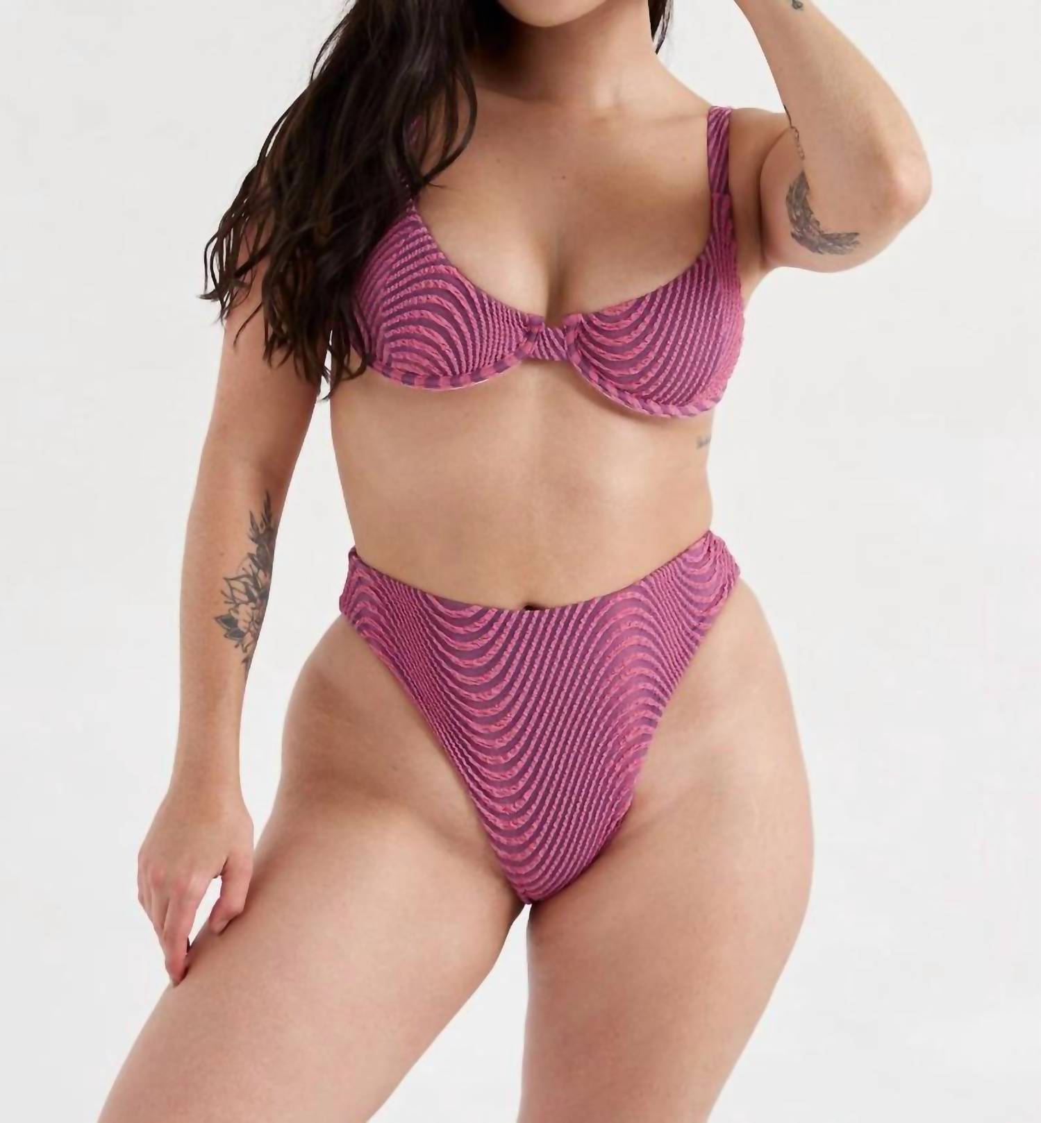 Топ бикини Грейс в Монтоке ONEONE, цвет montauk
Топ бикини Грейс в Монтоке ONEONE, цвет montauk